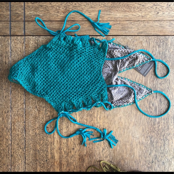 SOLD Acacia swimwear Florence one piece in peacock - Picture 5 of 6